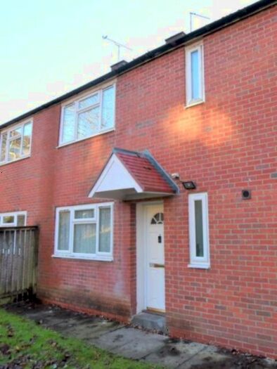 1 Bedroom Flat To Rent In Woodnook Drive, Leeds, LS16