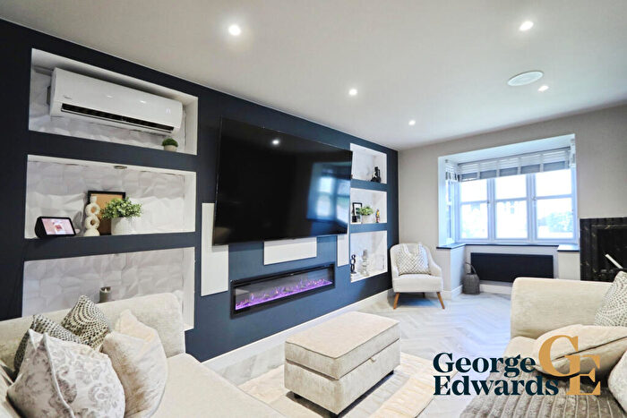 4 Bedroom Detached House For Sale In John Digby Road Hugglescote, LE67