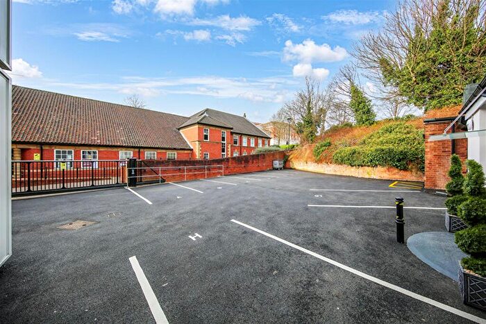 2 Bedroom Apartment To Rent In Apartment, New Square, Chesterfield, Derbyshire, S40