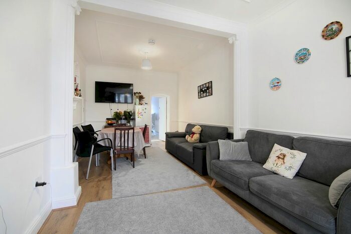 4 Bedroom Terraced House To Rent In Blenheim Road, Stratford E15