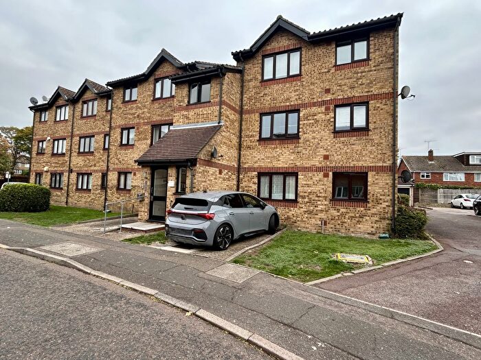 Studio For Sale In Howard Close, Waltham Abbey, EN9