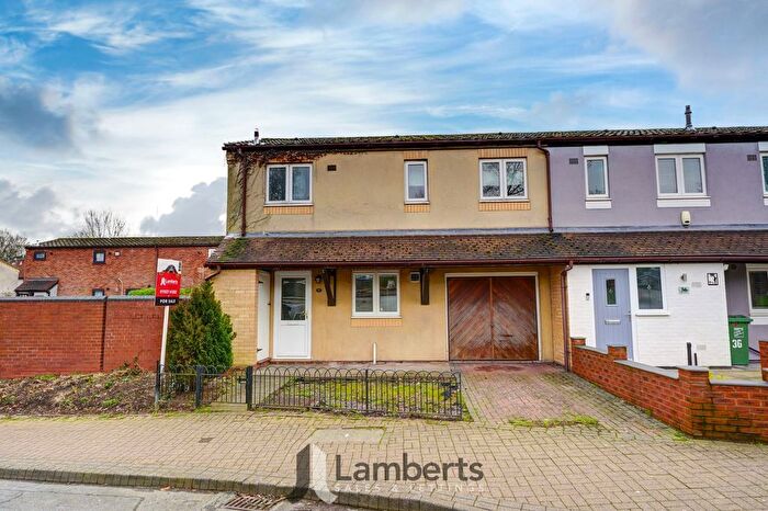 2 Bedroom End Terrace House For Sale In Doverdale Close, Woodrow North, B98