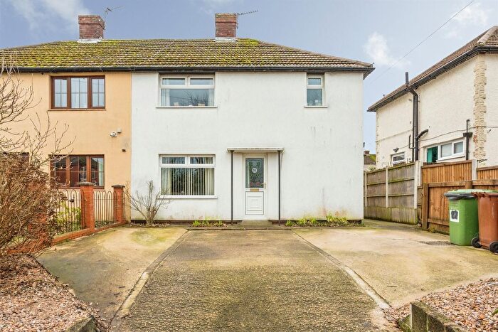 3 Bedroom Semi Detached House For Sale In Cow Lane, Havercroft, Wakefield, WF4