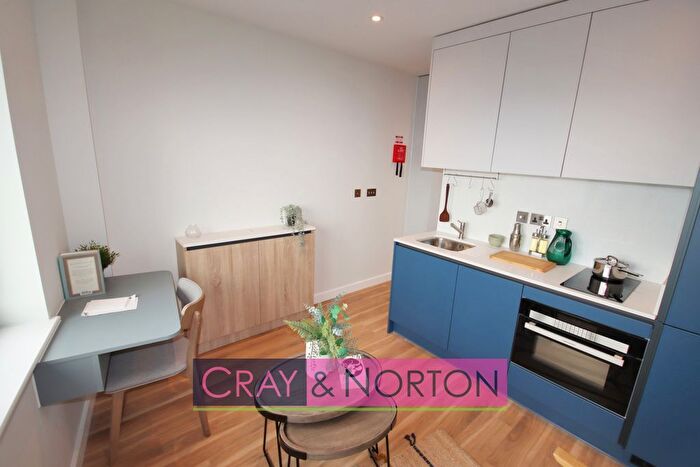 Studio To Rent In College Road, East Croydon, CR0