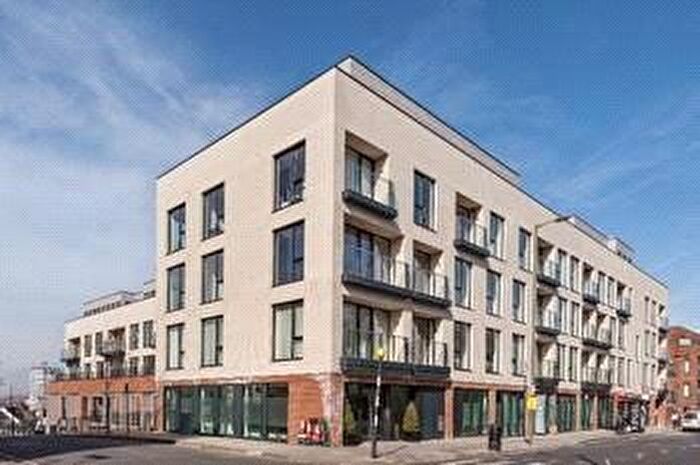 4 Bedroom Flat To Rent In Finchely Road, West Hamsptead, NW11