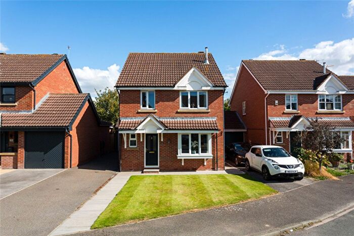 5 Bedroom Detached House For Sale In Littlethorpe Close, Strensall, York, North Yorkshire, YO32