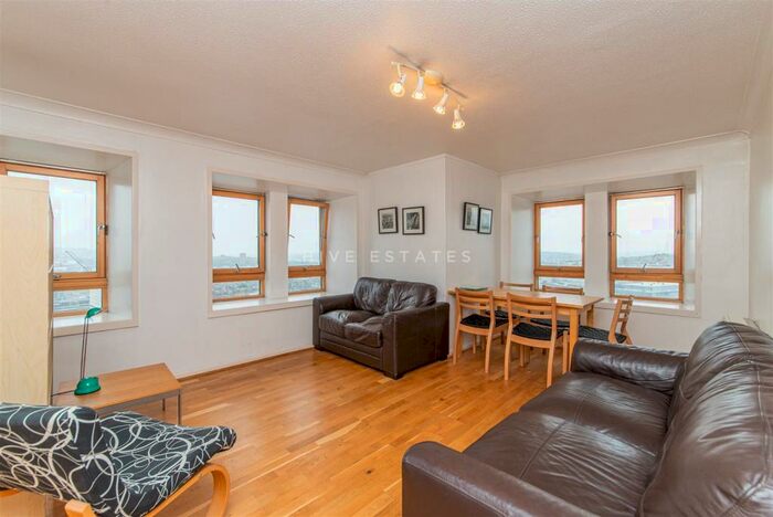 2 Bedroom Apartment To Rent In Bewick Court, City Centre, Newcastle Upon Tyne, NE1