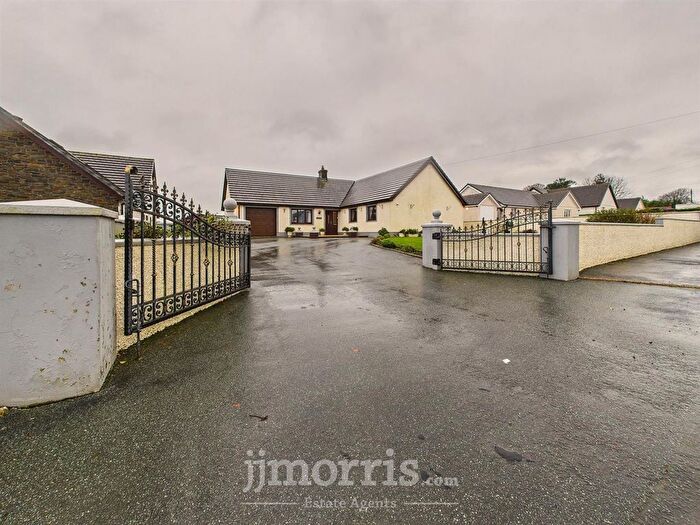 3 Bedroom Property For Sale In Efailwen, Clynderwen, SA66