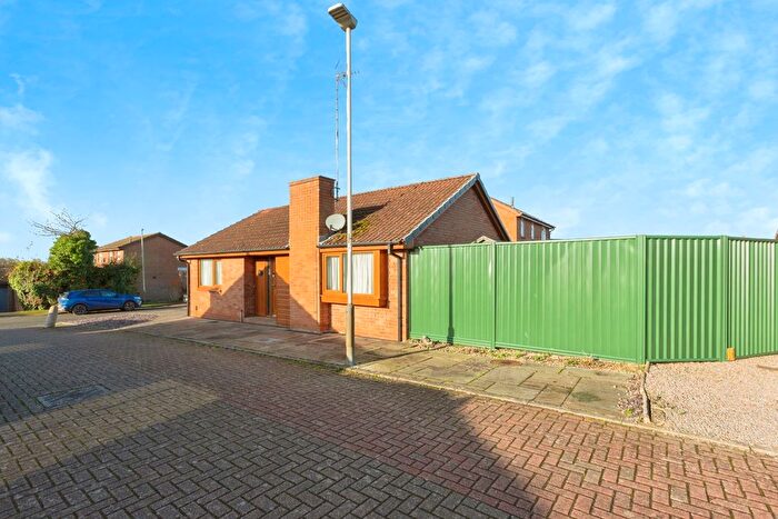 2 Bedroom Bungalow For Sale In Osprey Road, Leicester, Leicestershire, LE4