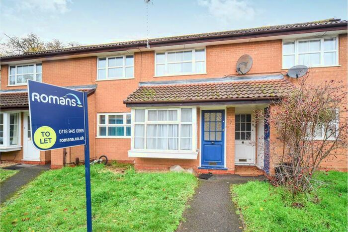 2 Bedroom Maisonette To Rent In Gregory Close, Lower Earley, RG6