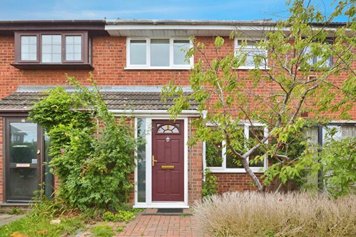 3 Bedroom Terraced House For Sale In Favell Drive, Furzton, Milton Keynes, MK4
