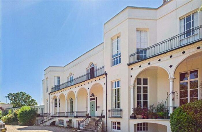 2 Bedroom Flat To Rent In High Street, Bognor Regis, PO21