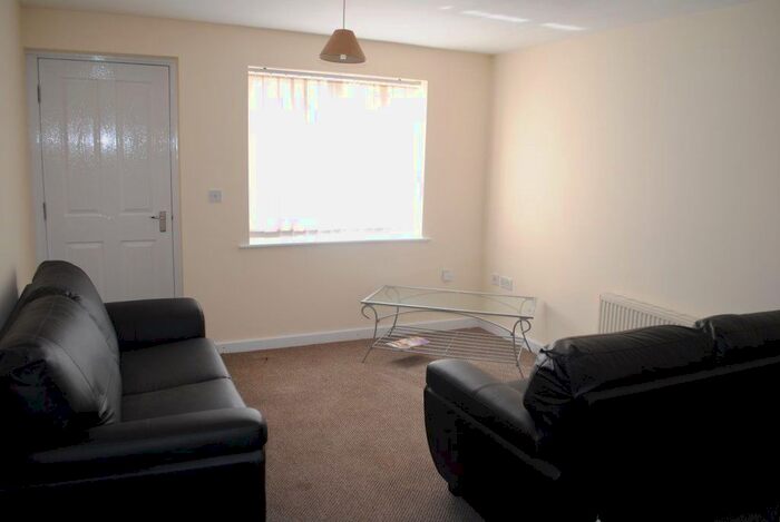 1 Bedroom Flat To Rent In Cecil Road, Blackley, Manchester, M9