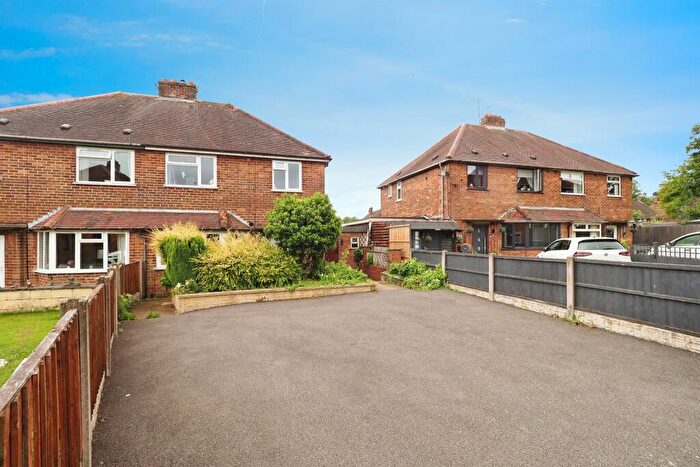 3 Bedroom Semi-Detached House For Sale In Wheatcroft Close, Wirksworth, Matlock, DE4