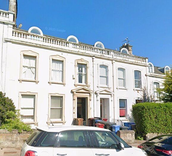 2 Bedroom Flat To Rent In Windor Street, Dundee, DD2