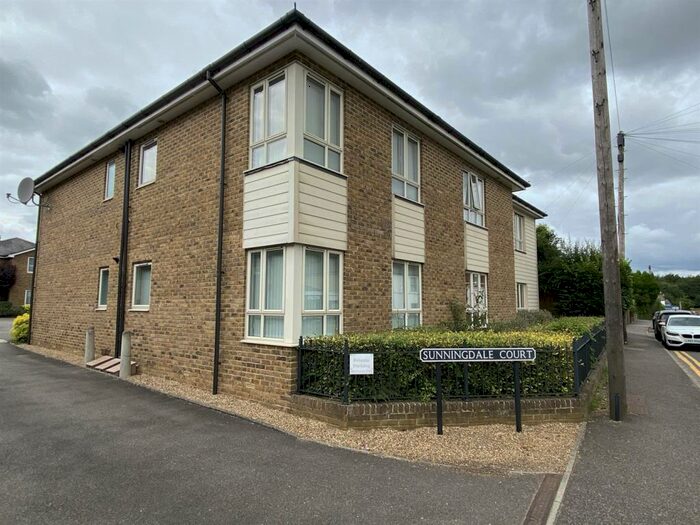2 Bedroom Apartment To Rent In Sunningdale Court, Wrotham Road, DA13