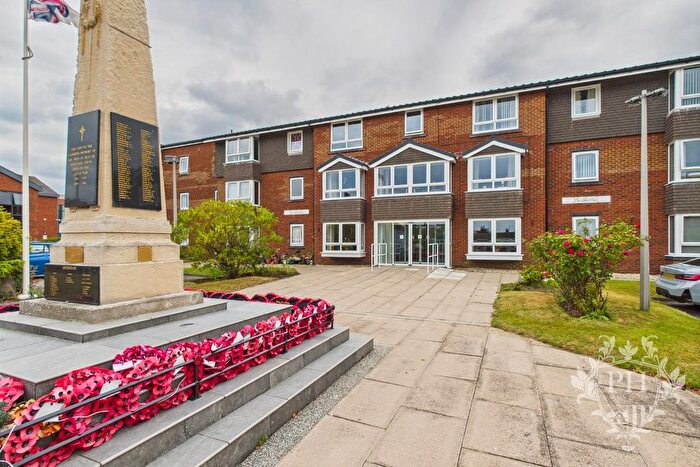 1 Bedroom Flat For Sale In The Cherry Trees, Redcar, TS10