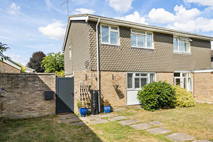 3 Bedroom Semi-Detached House For Sale In Thames Mead, Crowmarsh Gifford, OX10