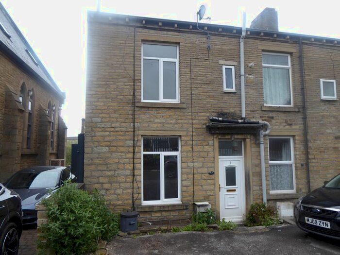 1 Bedroom Terraced House To Rent In Albion Street, Elland, HX5