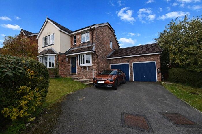 4 Bedroom Detached House For Sale In Kendall Close, Fernhurst Farm, Blackburn, Lancashire, BB2