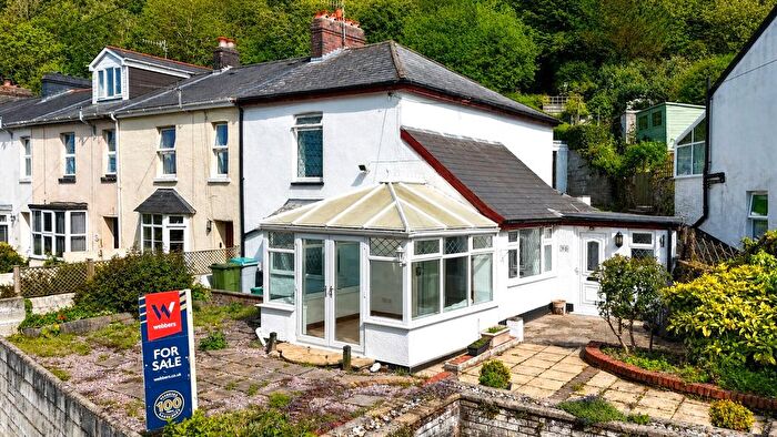 2 Bedroom End Of Terrace House For Sale In Slade Road, Ilfracombe, EX34