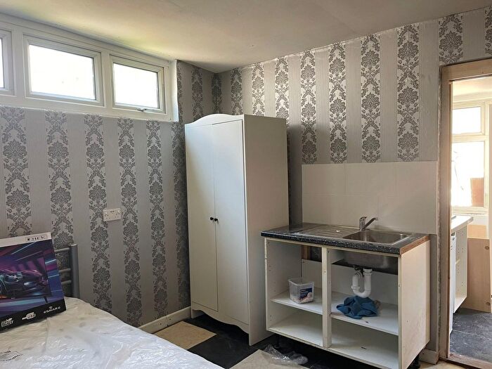 Studio To Rent In Ilford, IG3