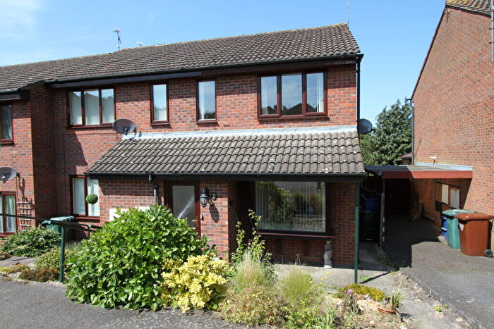 2 Bedroom End Of Terrace House To Rent In Green Lane, Banbury, Oxon, OX16