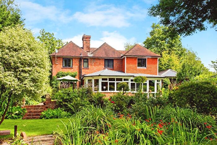 4 Bedroom Detached House To Rent In Harbourne Lane, High Halden, TN26