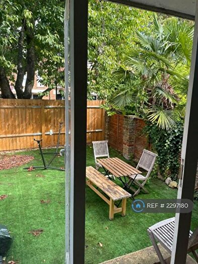 1 Bedroom Flat To Rent In Ridley Road, London, E8