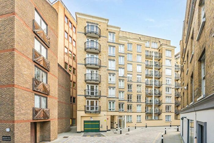 2 Bedroom Flat For Sale In Bartholomew Close, Spencer Heights, EC1A