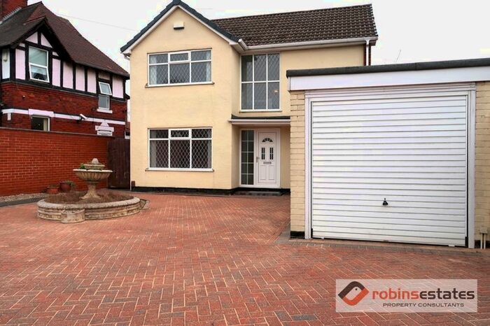 3 Bedroom Detached House To Rent In Porchester Road, Mapperley, Nottingham, NG3