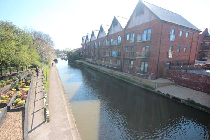 2 Bedroom Apartment To Rent In Lock Court, Chester, CH1