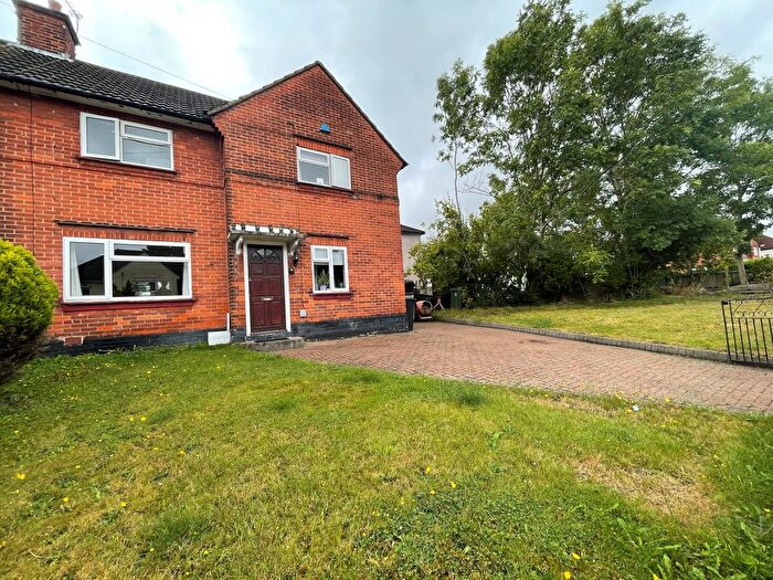 3 Bedroom Property To Rent In Middle Way, Watford, WD24