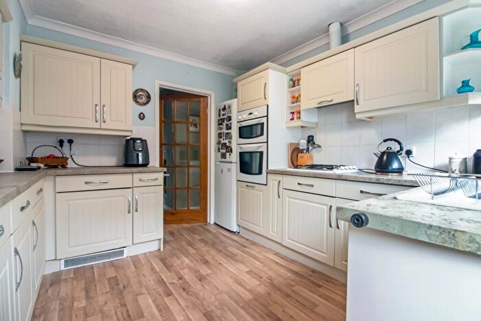 2 Bedroom Detached Bungalow For Sale In Burnham Avenue, Chilwell, Nottinghamshire, NG9