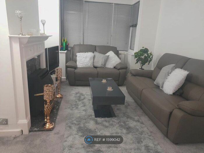 3 Bedroom Terraced House To Rent In Rosehill Avenue, Sutton, SM1