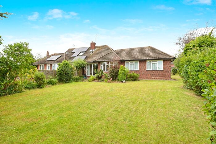 3 Bedroom Bungalow For Sale In Station Road, Lower Stondon, Henlow, Bedfordshire, SG16