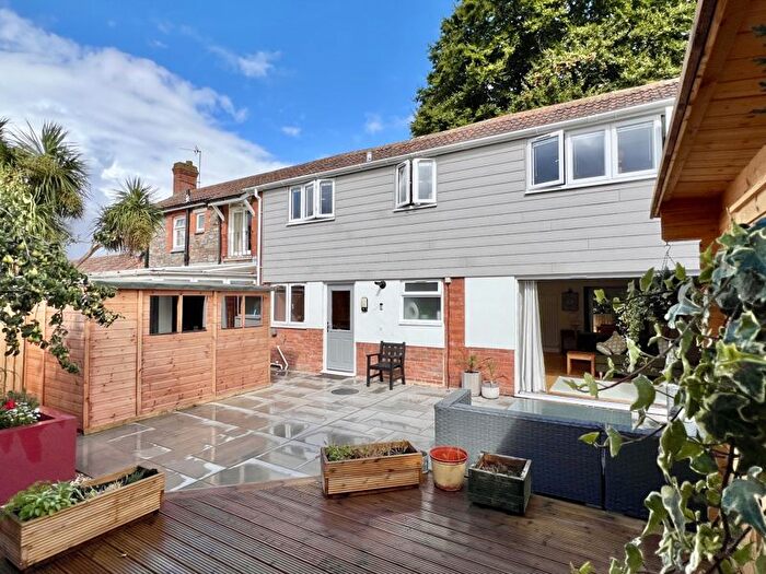 4 Bedroom Terraced House For Sale In Staplegrove, Taunton, TA2