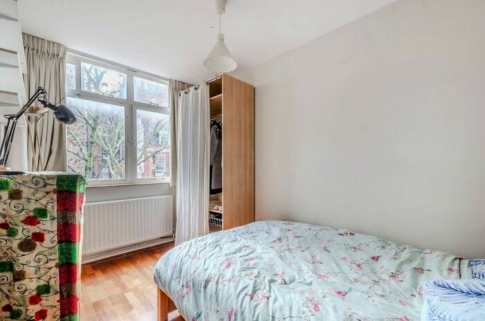2 Bedroom Flat To Rent In Judd Street, Bloomsbury, London, WC1H