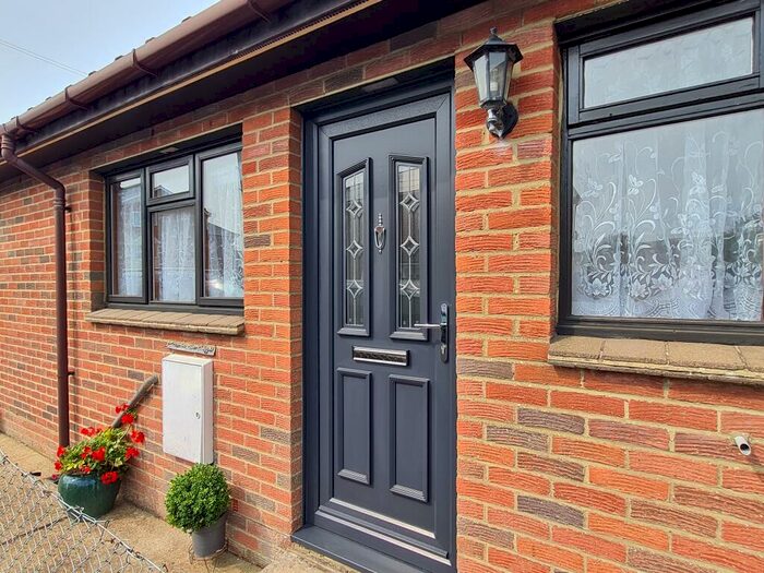 1 Bedroom Maisonette To Rent In Green Lane, Shanklin, PO37