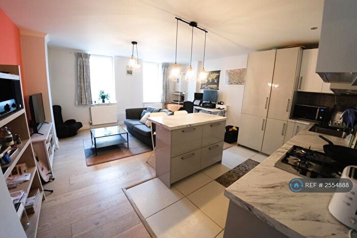 2 Bedroom Flat To Rent In Boulcott Street, London, E1