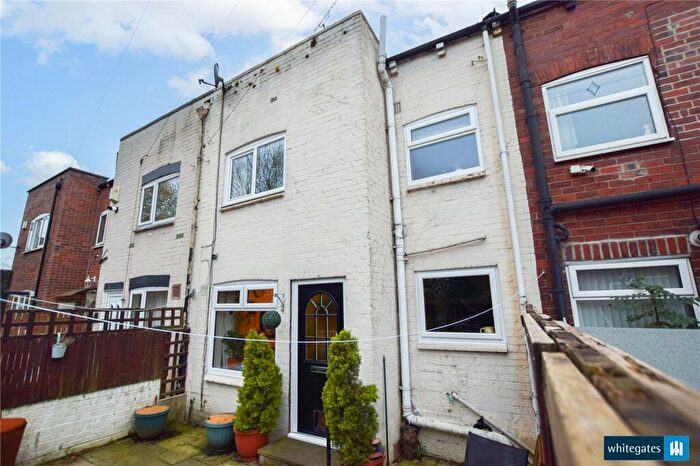 1 Bedroom Terraced House For Sale In Westbury Mount, Leeds, West Yorkshire, LS10