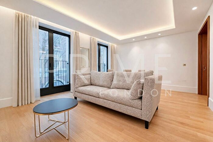 1 Bedroom Flat To Rent In Lancer Square, Kensington, London, W8