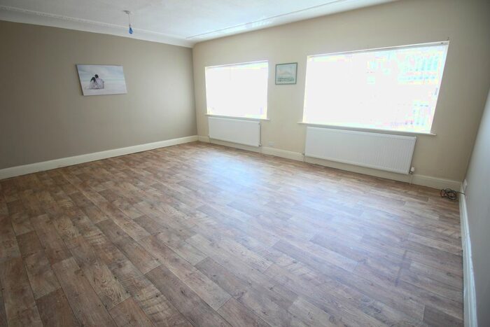 2 Bedroom Flat To Rent In Tulketh Road, Ashton-On-Ribble, Preston, PR2