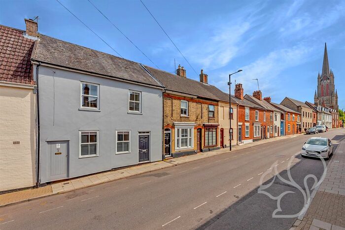 3 Bedroom Terraced House To Rent In St. Johns Street, Bury St. Edmunds, IP33