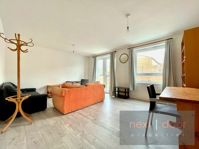 4 Bedroom Maisonette To Rent In Lettsom Street, Camberwell, London, SE5
