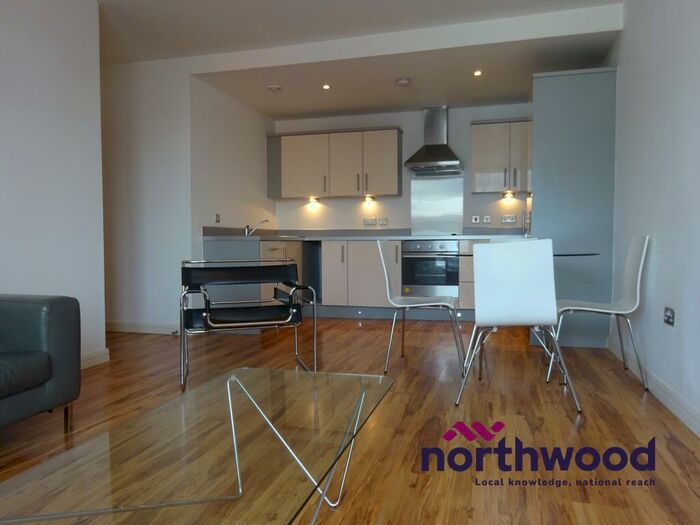 2 Bedroom Flat To Rent In Bromsgrove Street, City Centre, Birmingham, B5