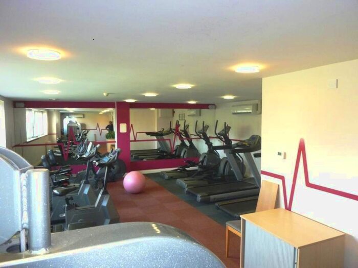 1 Bedroom Flat To Rent In Allanfield Place, Edinburgh, EH7