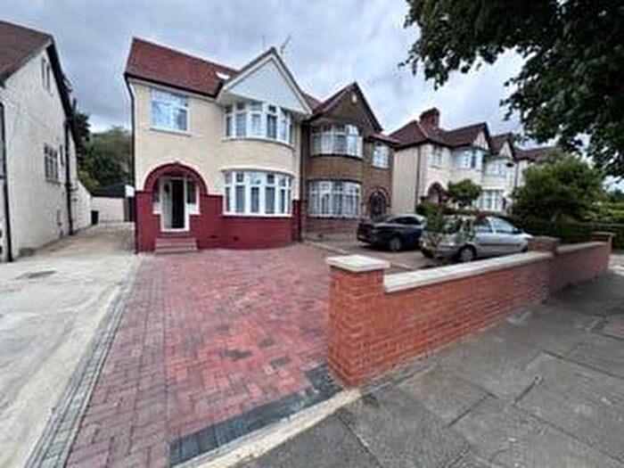 5 Bedroom Semi Detached House For Sale In Dollis Hill Lane, London, NW2