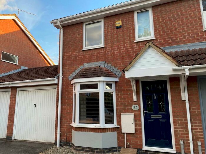 2 Bedroom Property To Rent In York Close, Downend, Bristol, BS16