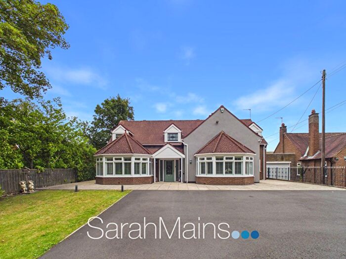 5 Bedroom Detached House For Sale In North Lodge, Chester Le Street, DH3